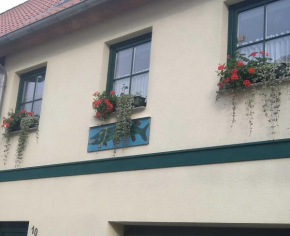 Tetjes Horstel - Ferienwohnung mit Balkon, Teterow